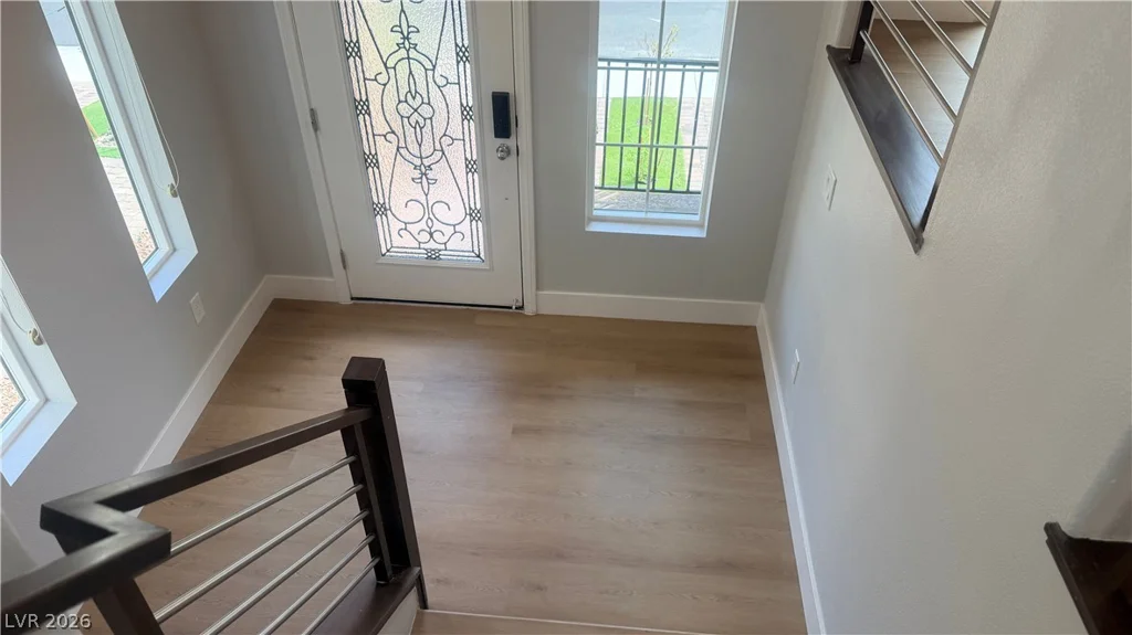 5718 Woodchester, Las Vegas, NV 89139