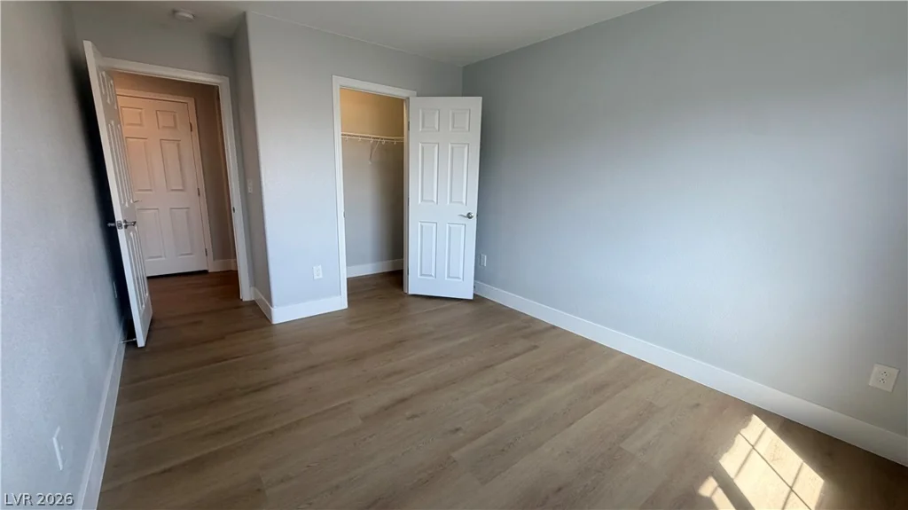 5718 Woodchester, Las Vegas, NV 89139
