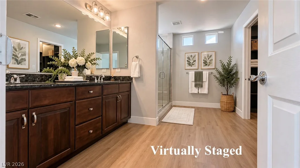 5718 Woodchester, Las Vegas, NV 89139