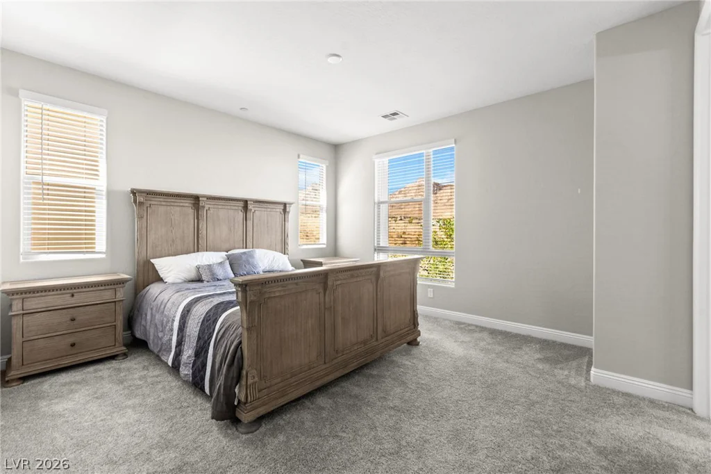 11676 Hamilton Lake, Las Vegas, NV 89138