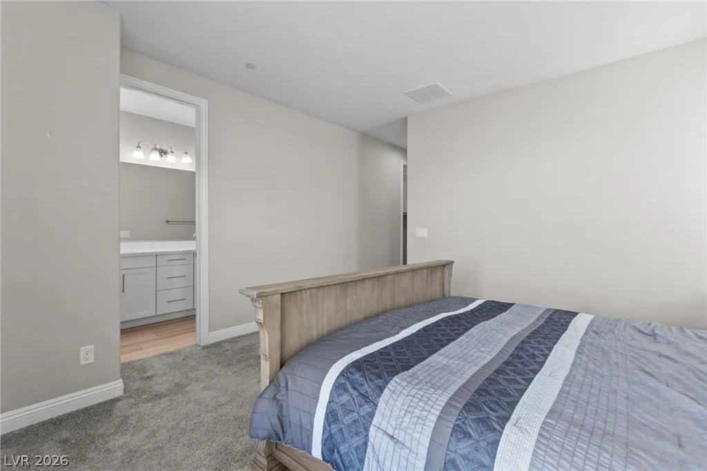 11676 Hamilton Lake, Las Vegas, NV 89138
