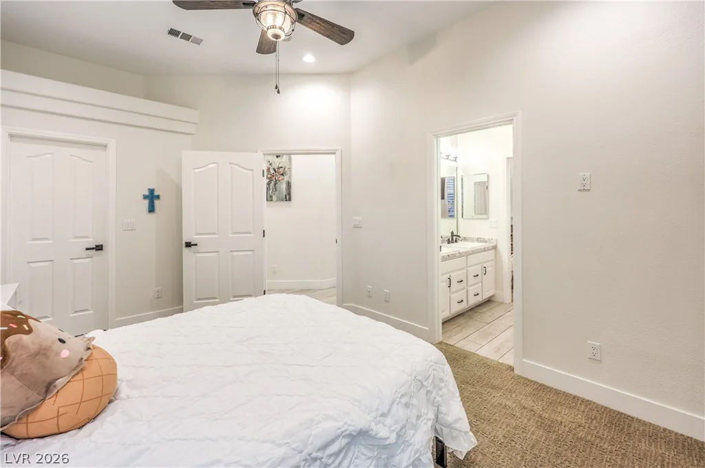 9390 Stange, Las Vegas, NV 89129