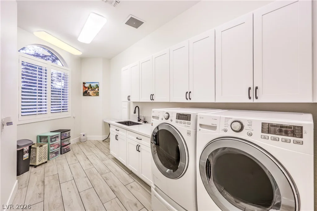 9390 Stange, Las Vegas, NV 89129
