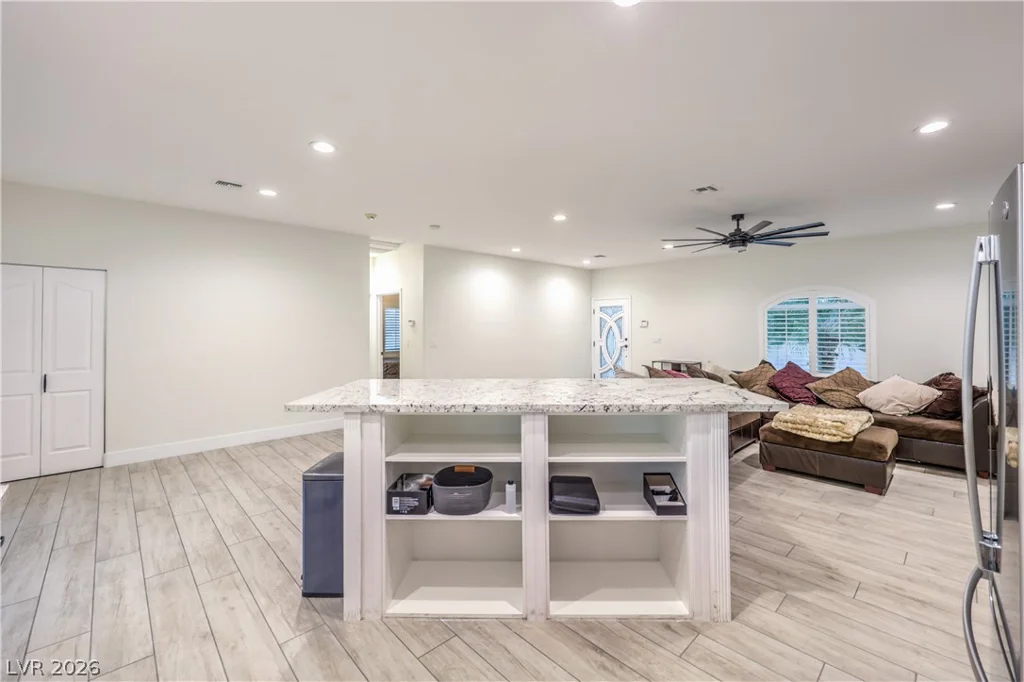 9390 Stange, Las Vegas, NV 89129