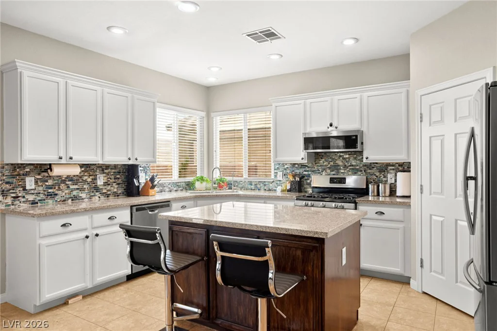 6172 Whitelion Walk, Las Vegas, NV 89148