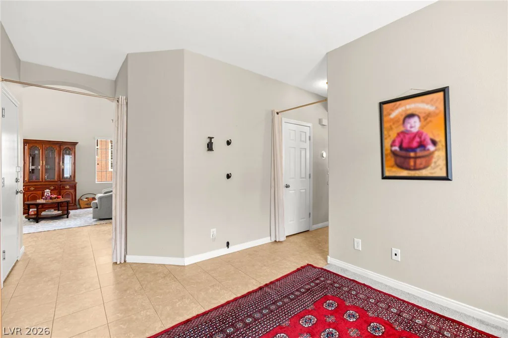 6172 Whitelion Walk, Las Vegas, NV 89148