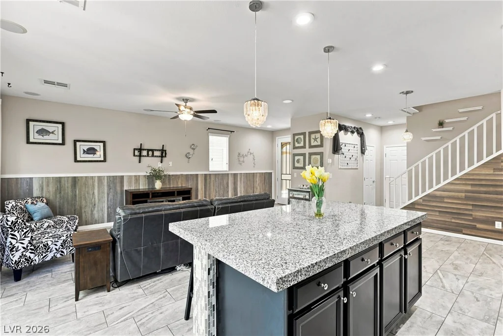 8240 Southern Cross, Las Vegas, NV 89131