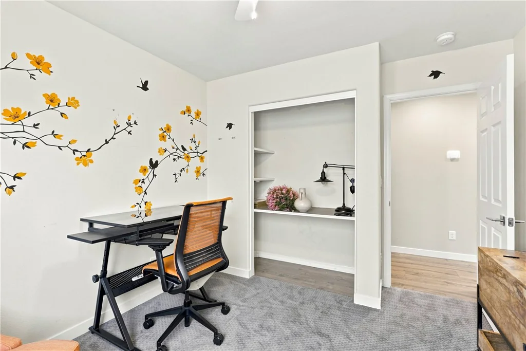 8240 Southern Cross, Las Vegas, NV 89131