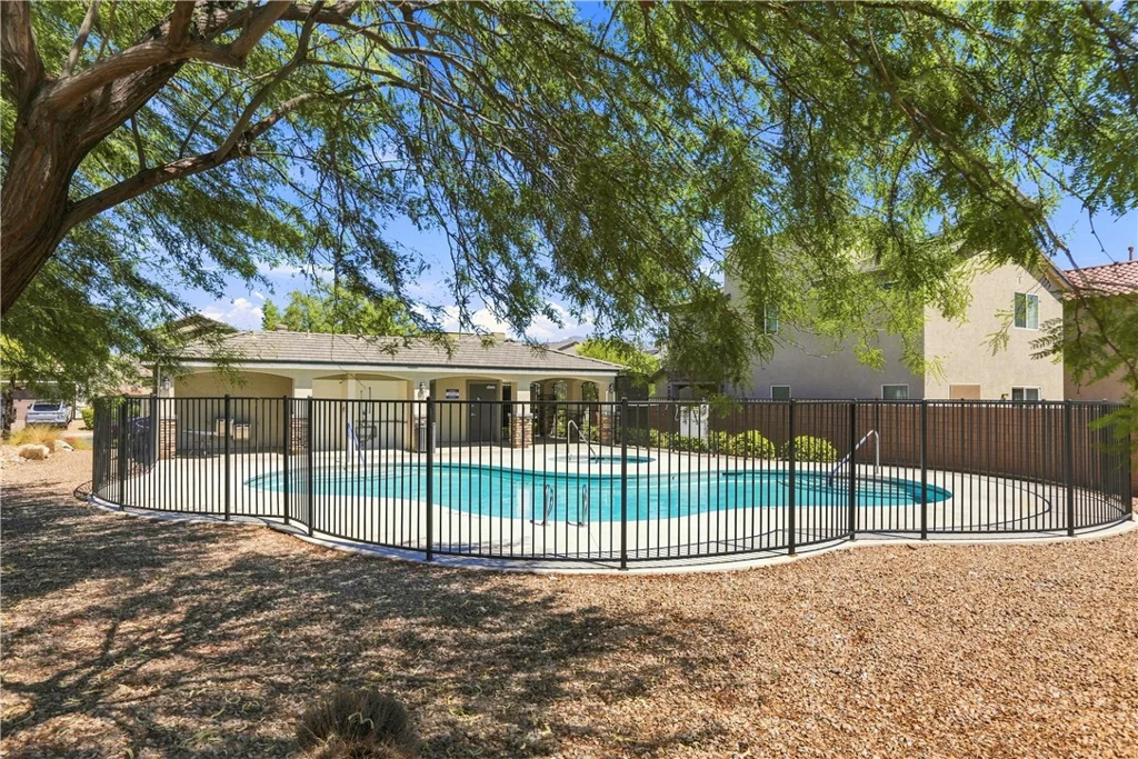 8240 Southern Cross, Las Vegas, NV 89131