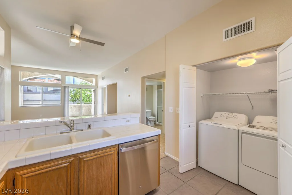 3125 Buffalo, Las Vegas, NV 89128