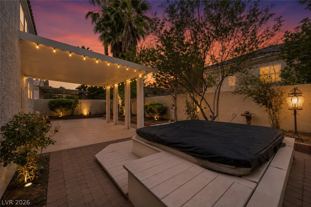 7882 Gilmore, Las Vegas, NV 89129