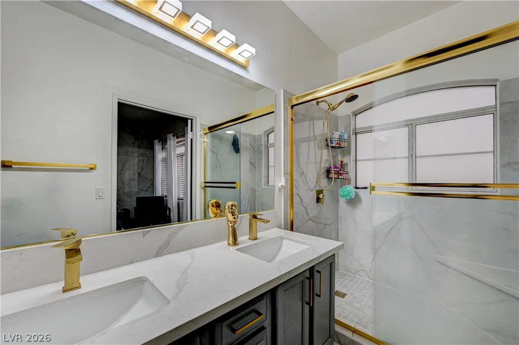 5415 Harmon, Las Vegas, NV 89103