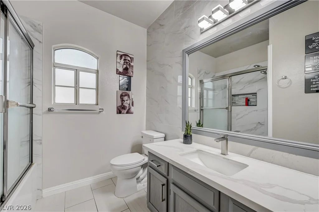 5415 Harmon, Las Vegas, NV 89103