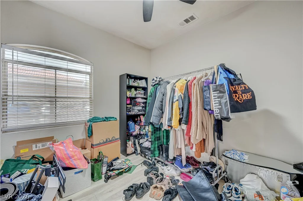 5415 Harmon, Las Vegas, NV 89103