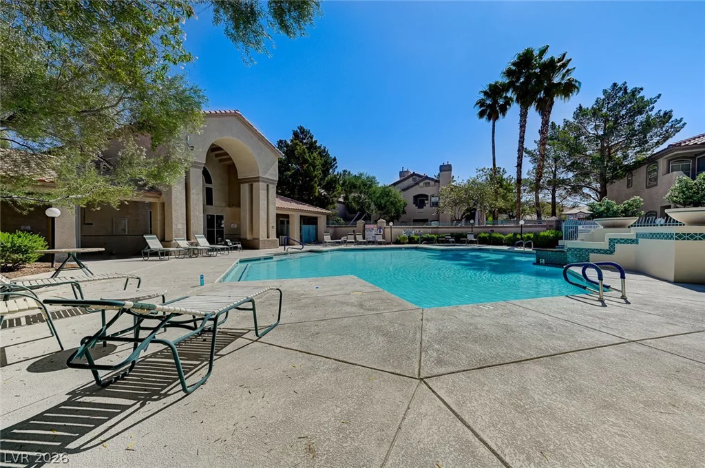5415 Harmon, Las Vegas, NV 89103