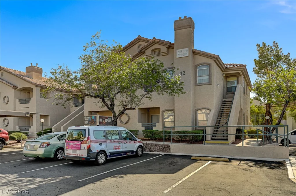 5415 Harmon, Las Vegas, NV 89103
