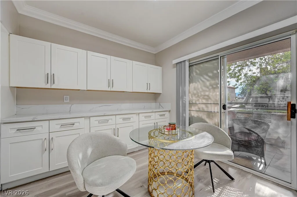 5415 Harmon, Las Vegas, NV 89103