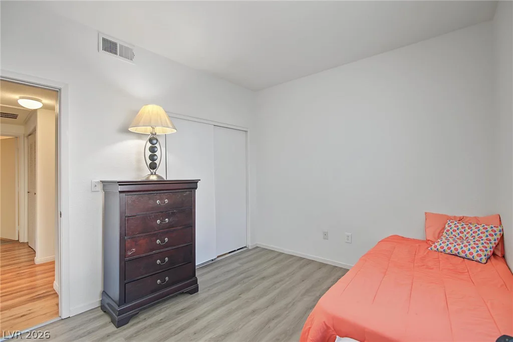 5655 Sahara, Las Vegas, NV 89142