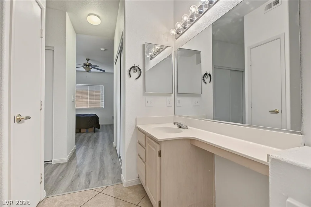 5655 Sahara, Las Vegas, NV 89142