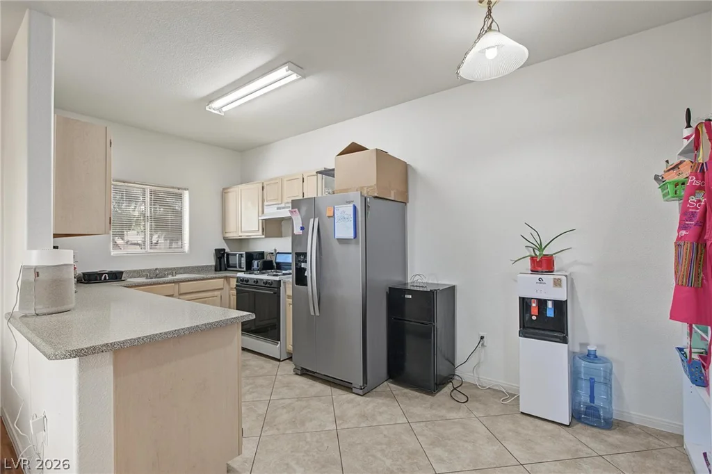 5655 Sahara, Las Vegas, NV 89142