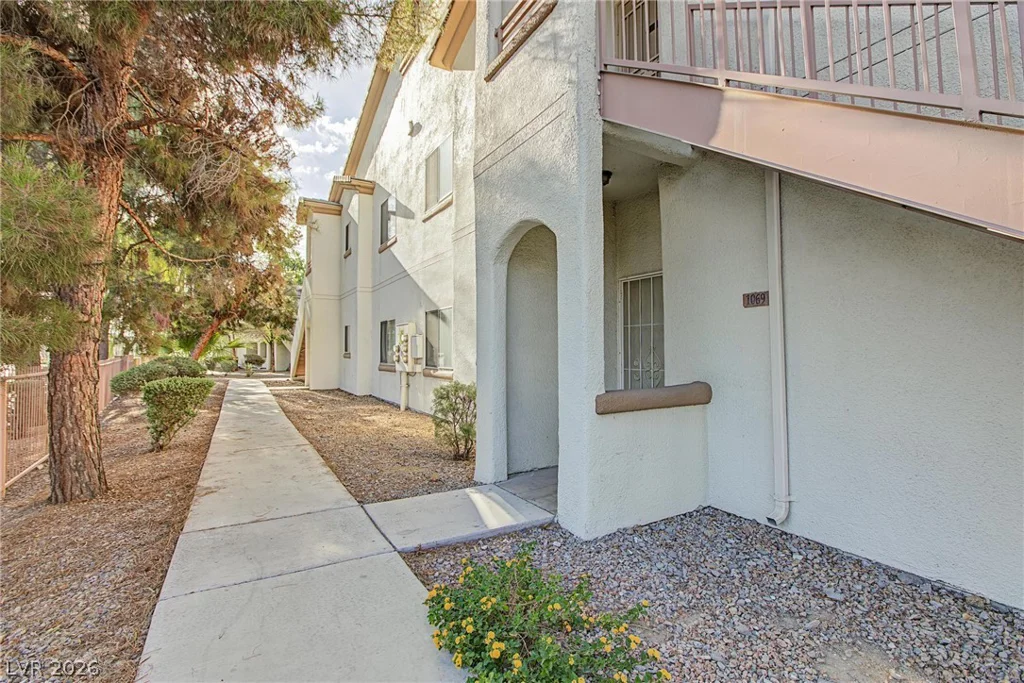 5655 Sahara, Las Vegas, NV 89142