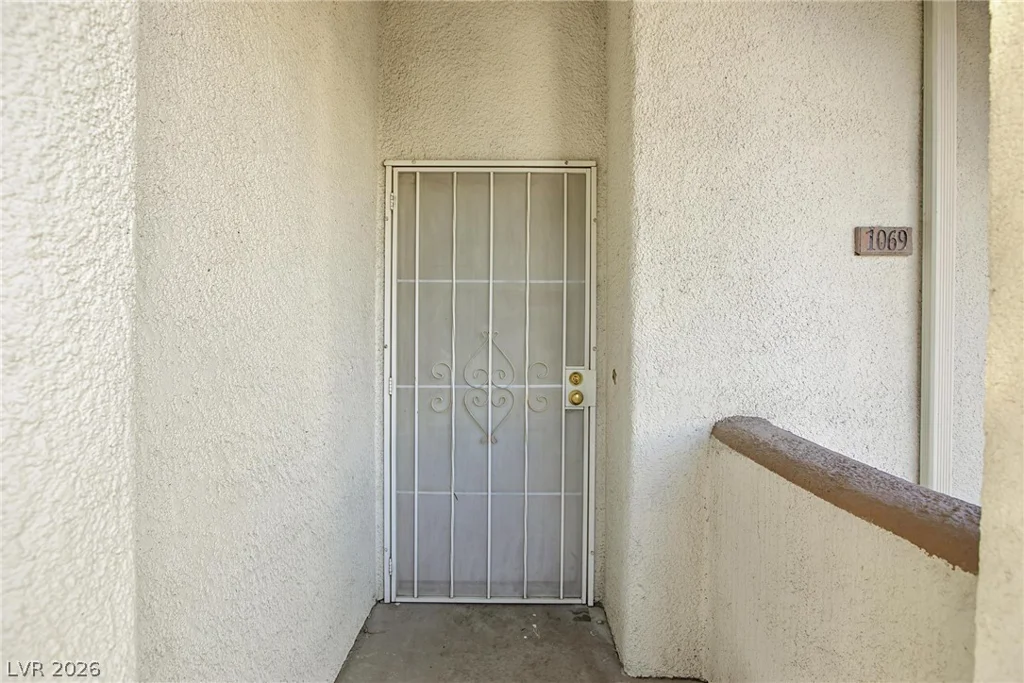 5655 Sahara, Las Vegas, NV 89142