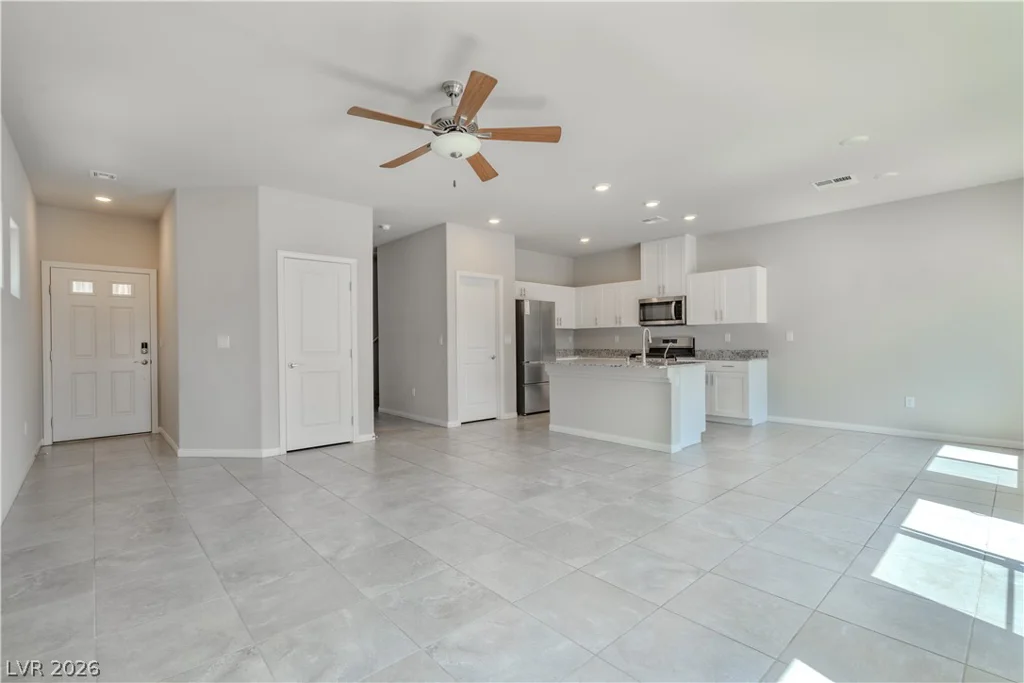3831 Lambent, North Las Vegas, NV 89084
