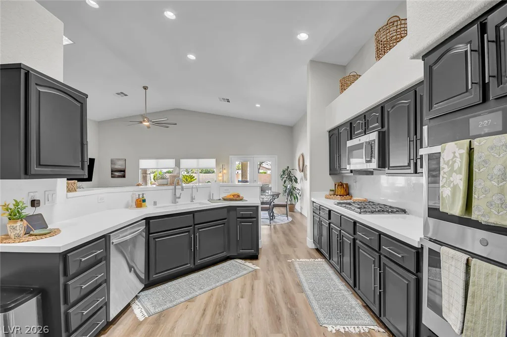 5201 Primrose Flower, Las Vegas, NV 89131
