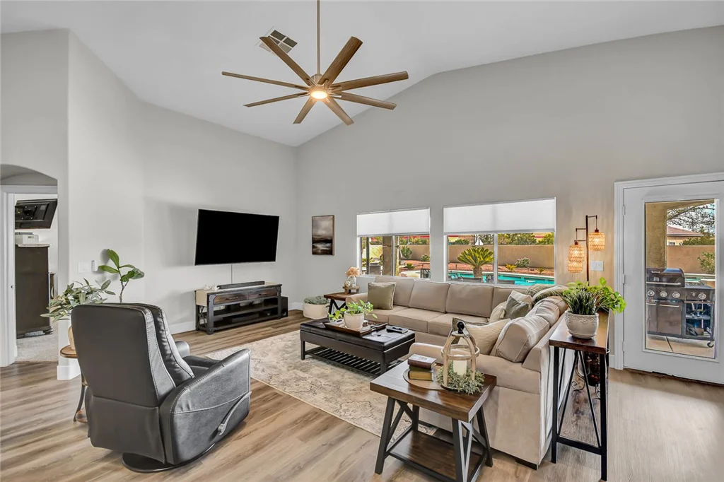 5201 Primrose Flower, Las Vegas, NV 89131