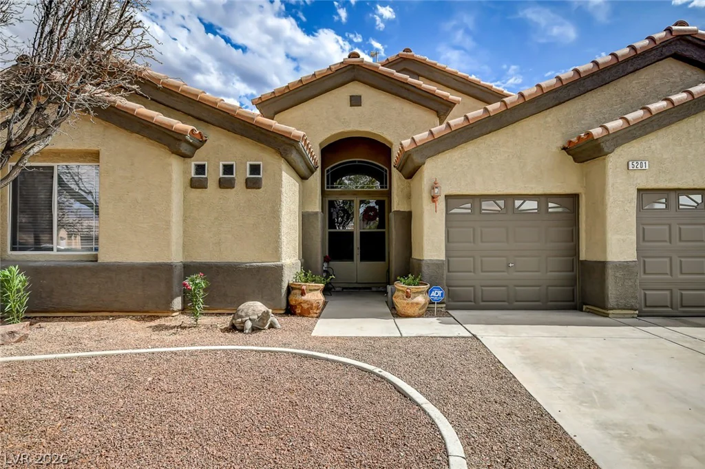 5201 Primrose Flower, Las Vegas, NV 89131