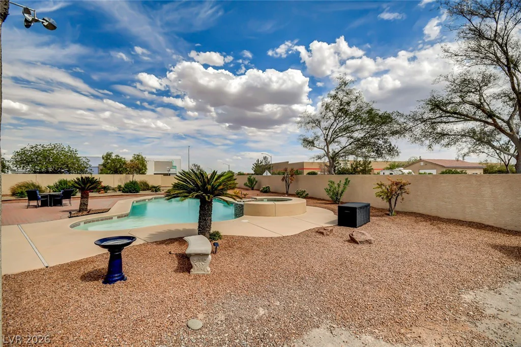 5201 Primrose Flower, Las Vegas, NV 89131