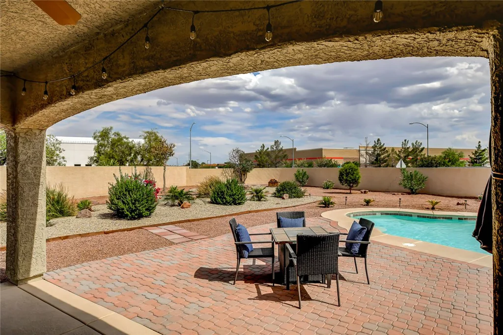 5201 Primrose Flower, Las Vegas, NV 89131