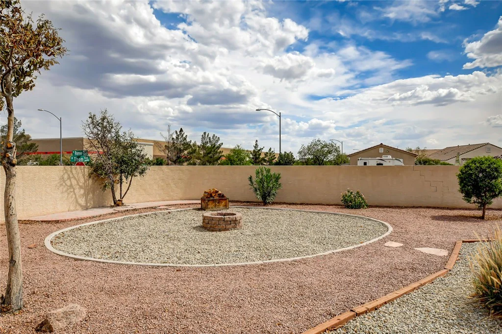 5201 Primrose Flower, Las Vegas, NV 89131