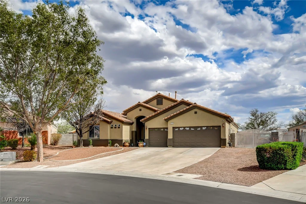 5201 Primrose Flower, Las Vegas, NV 89131