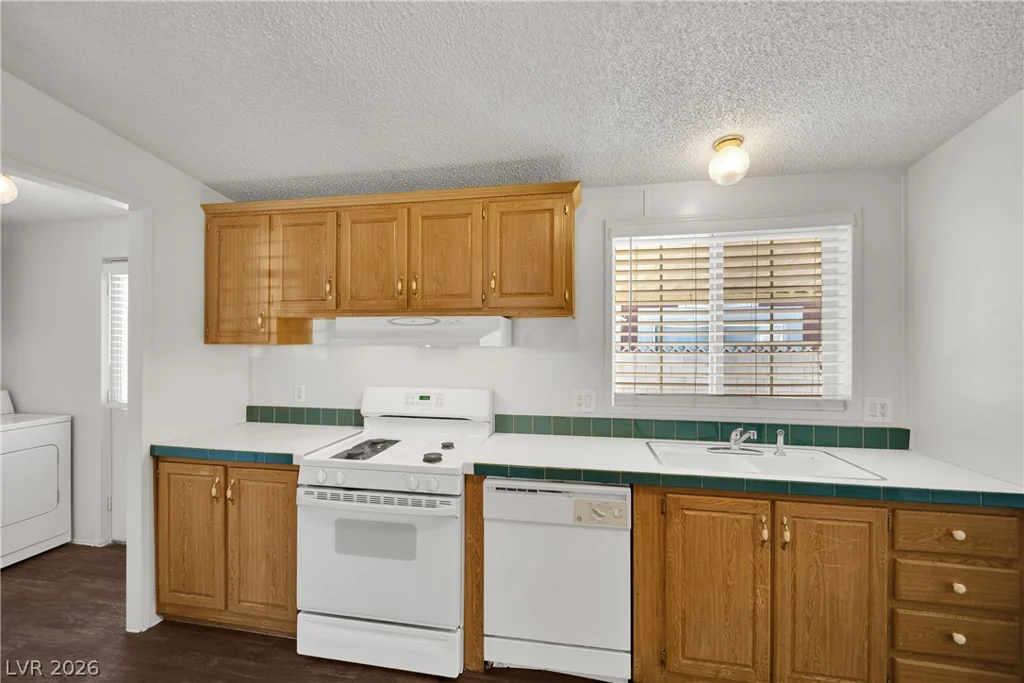 5914 Sassy Rose, Las Vegas, NV 89122