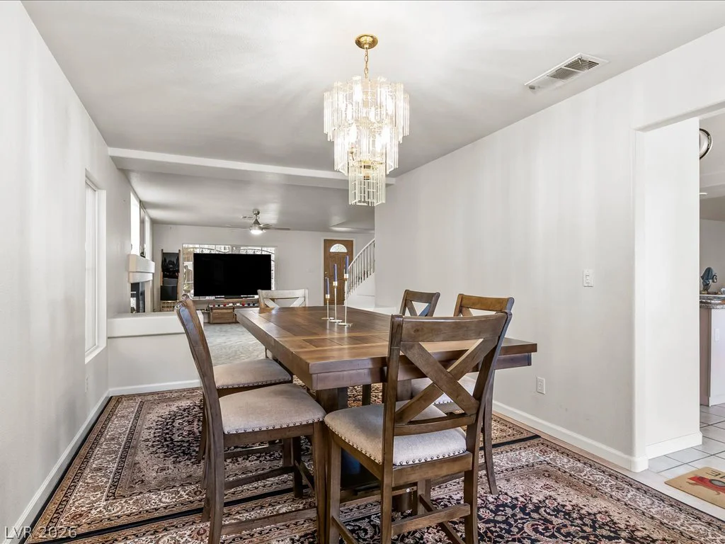 1465 Falling Snow, Las Vegas, NV 89183