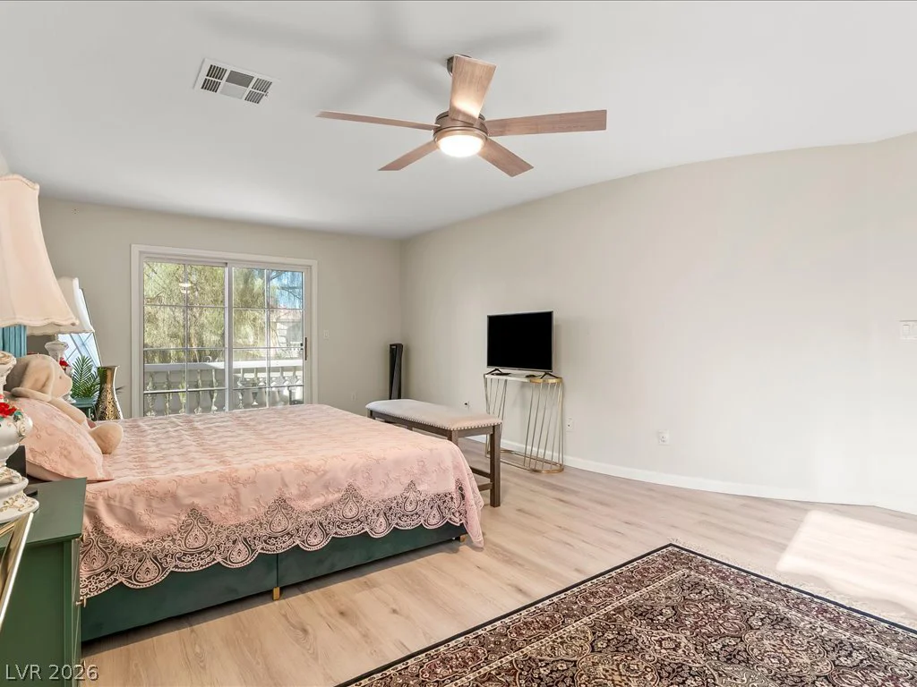 1465 Falling Snow, Las Vegas, NV 89183