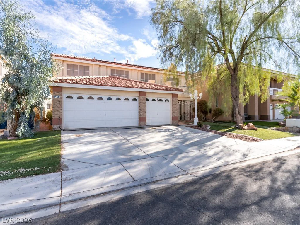 1465 Falling Snow, Las Vegas, NV 89183