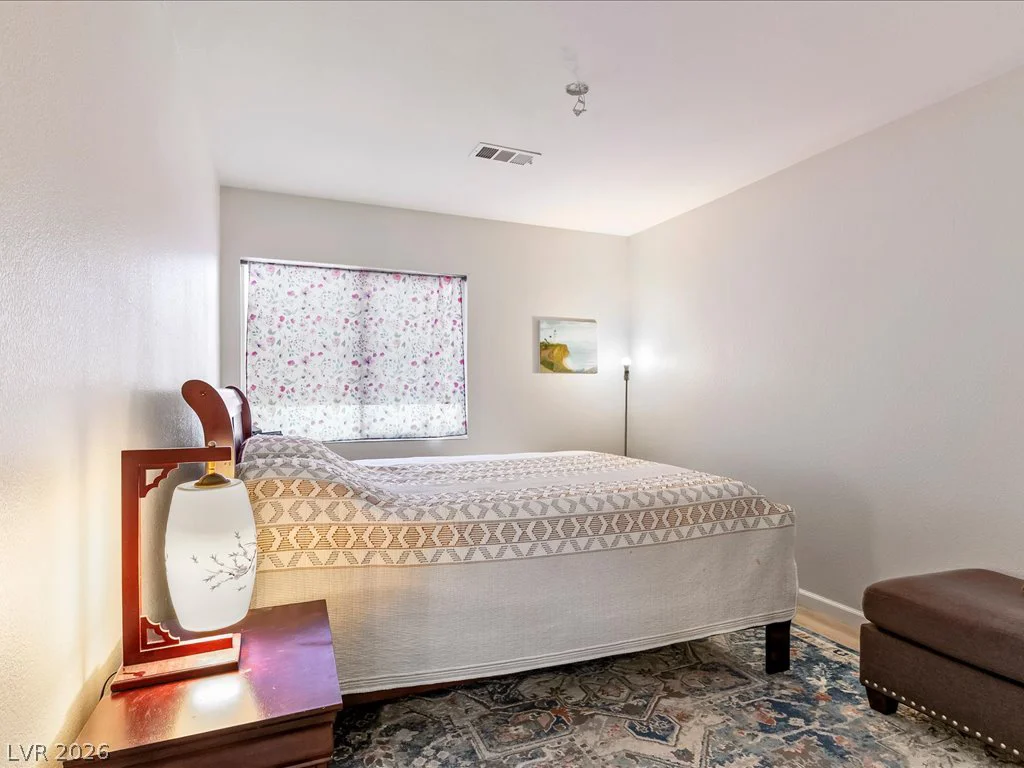 1465 Falling Snow, Las Vegas, NV 89183
