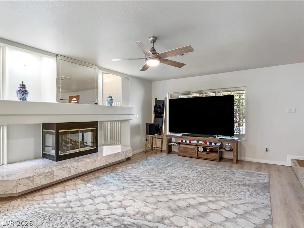 1465 Falling Snow, Las Vegas, NV 89183