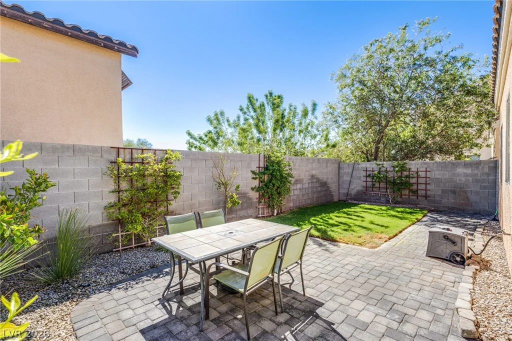 6816 Armistead, Las Vegas, NV 89149