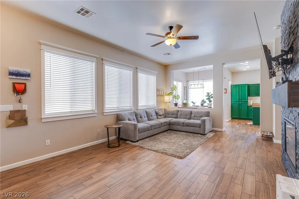 6816 Armistead, Las Vegas, NV 89149