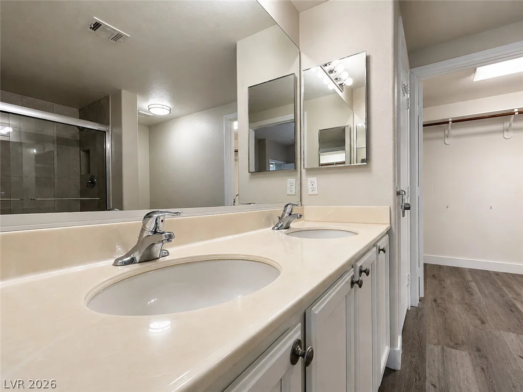 7450 Eastern, Las Vegas, NV 89123