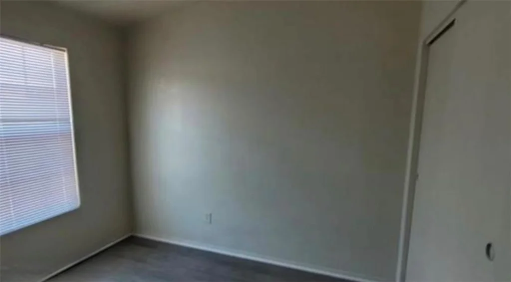 2501 Charleville, Las Vegas, NV 89106