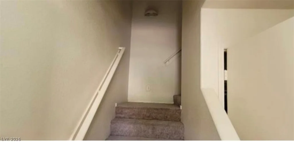 2501 Charleville, Las Vegas, NV 89106