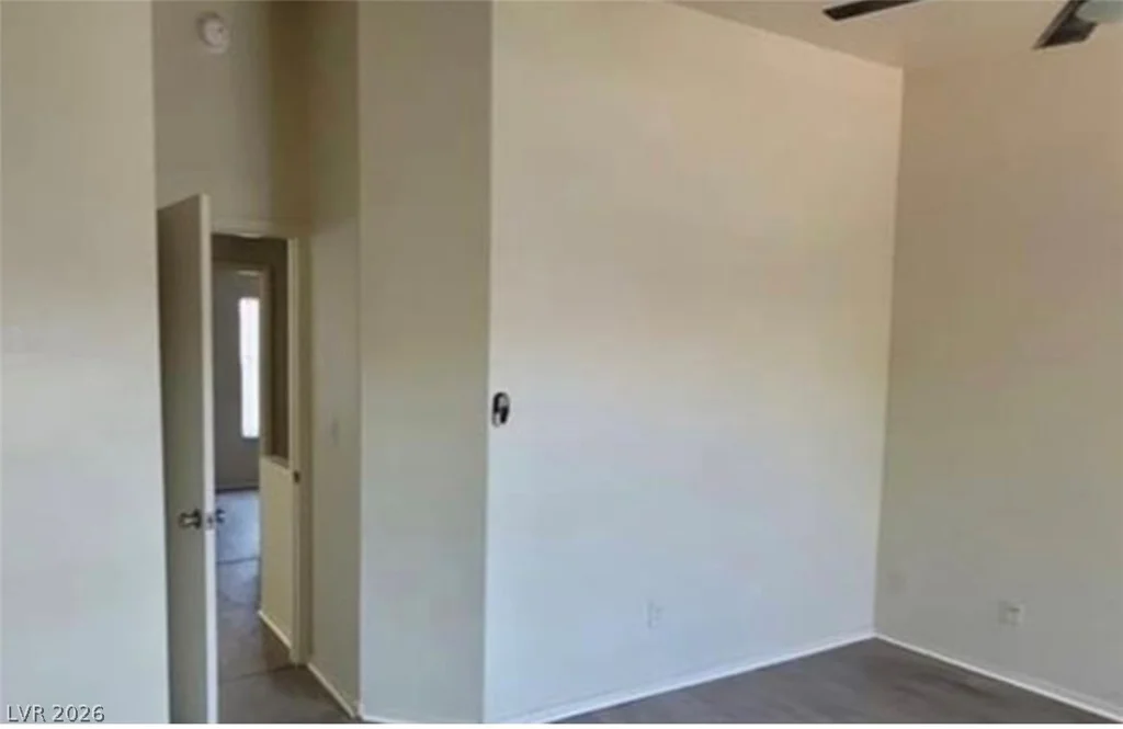 2501 Charleville, Las Vegas, NV 89106