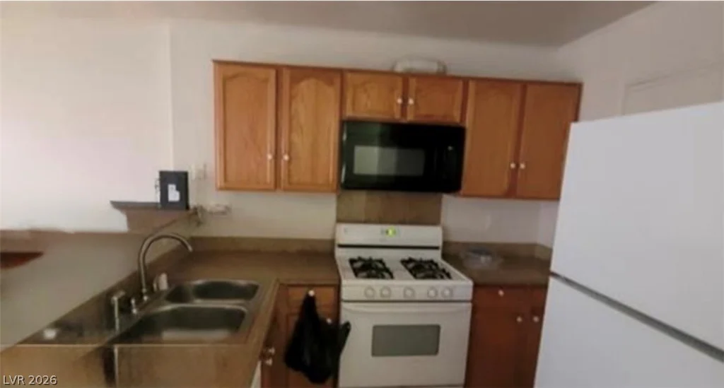 2501 Charleville, Las Vegas, NV 89106