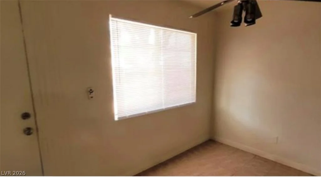 2501 Charleville, Las Vegas, NV 89106