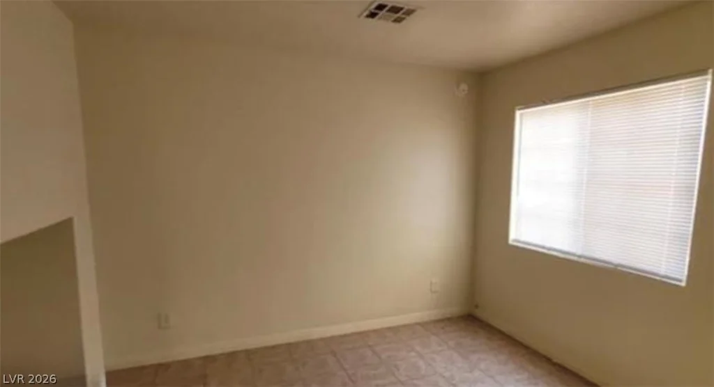 2501 Charleville, Las Vegas, NV 89106