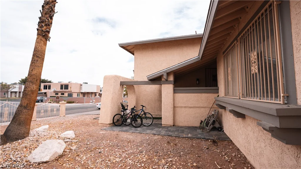3549 Reno, Las Vegas, NV 89120